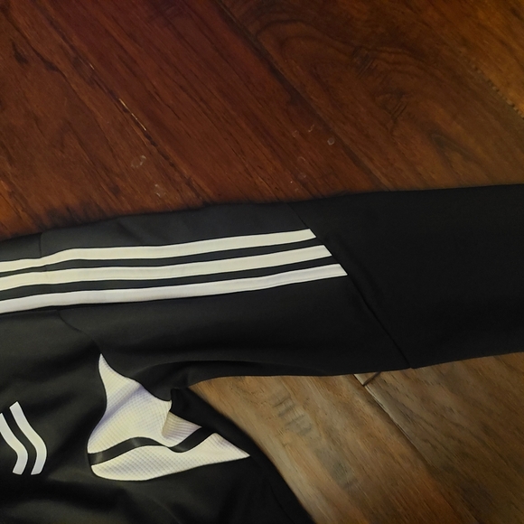 Adidas Juventus track jacket - Picture 3 of 9